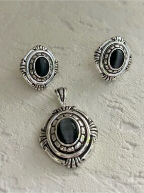 Silver-Tone Black Oval Pendant Necklace with Matching Stud Earrings